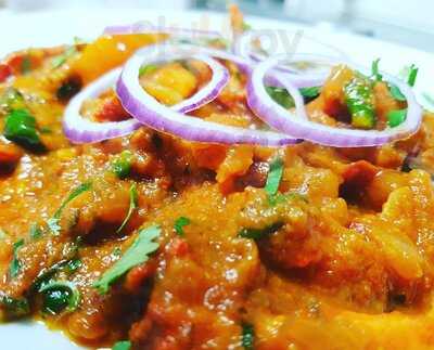 Champagne Indian Fusion