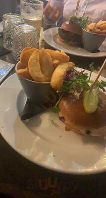 The Red Lion Newborough