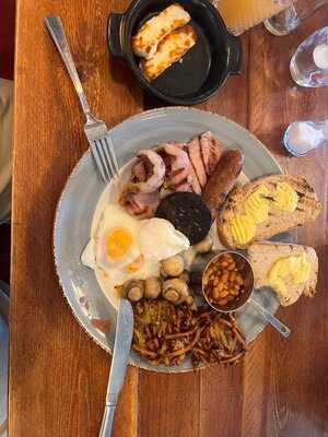 Moorhen - Pub & Grill