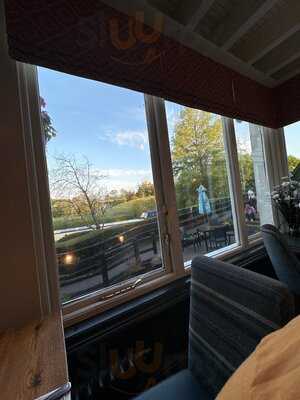 Moorhen - Pub & Grill