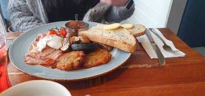 Moorhen - Pub & Grill