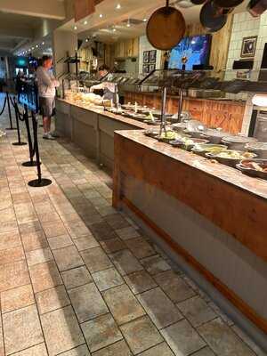 Linwood Farm - Farmhouse Inns