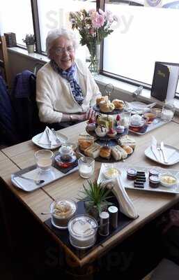 Woodlands Coffee House And Tea Room