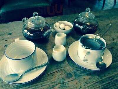 The Sun Pier Riverside Cafe