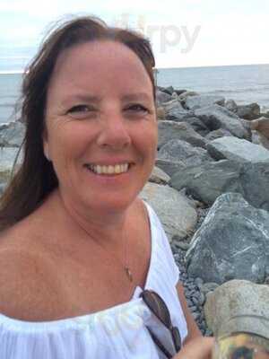 The Loft Bistro & Deli