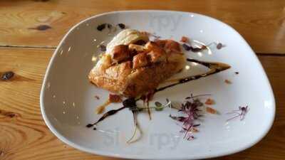 The Loft Bistro & Deli