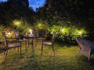 The Crown And Victoria Inn