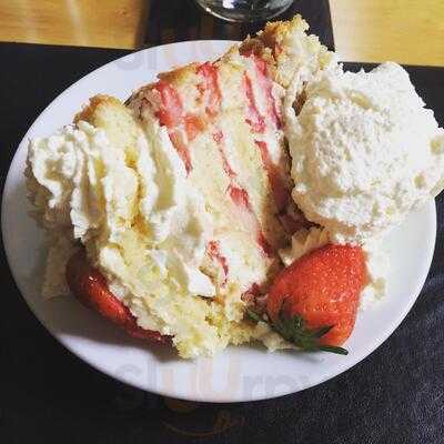 Pennau Crafts And Coffee Shop