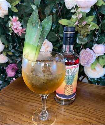 Jollies At The Hilltop