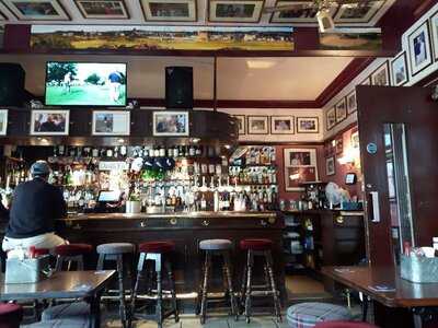 Golfer's Corner Lounge Bar At Dunvegan