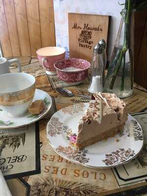 Mrs Howat's Vintage Pantry