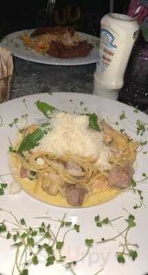 Middeys Brasserie & Lounge Bar