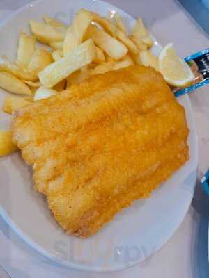 Gary's Fish & Chip Restaurant And Takeaway Clacton