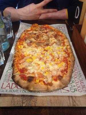 La Dolce Vita Pizza Burger Bar