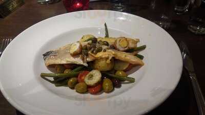 Squires Restaurant At Bridgewood Manor