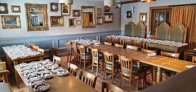 Garvey's Bar & Restaurant