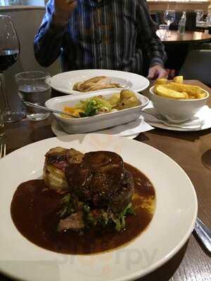 Restaurant At The Granary