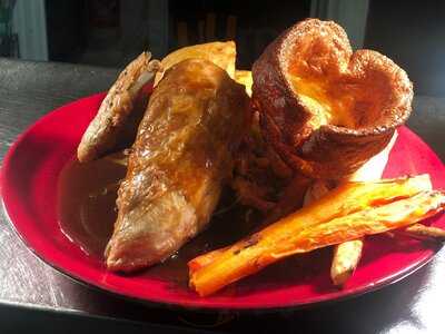 Hadley House Restaurant And Bar