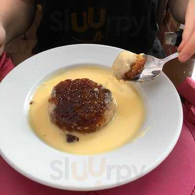 The Hammer & Pincers