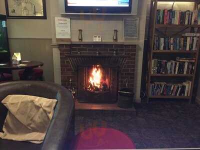 The Hammer & Pincers