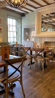 Giggling Squid - Warwick