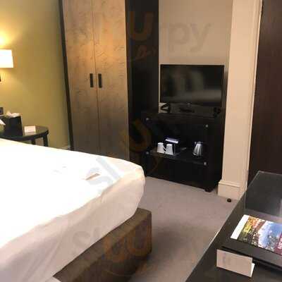 Hogarths Stone Manor