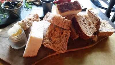 The Sand Martin Kitchen, Bar And Lounge