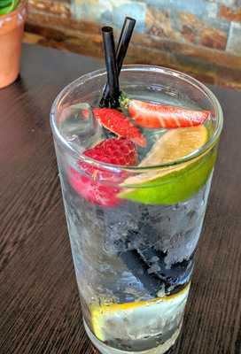 The Sand Martin Kitchen, Bar And Lounge