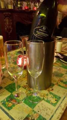 The Sand Martin Kitchen, Bar And Lounge