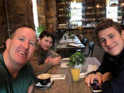 Vic Pub\kitchen And Social Club