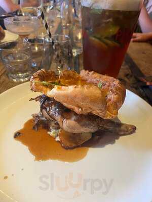 Pearson's Arms Pub & Restaurant