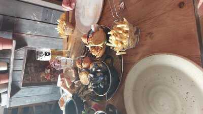 Pearson's Arms Pub & Restaurant