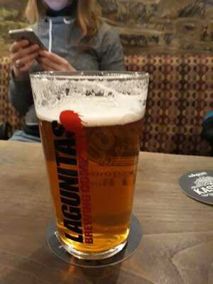 The Ship And Castle Pub