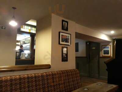 The Ship And Castle Pub