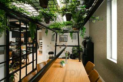 Maggie's Coworking Cafe