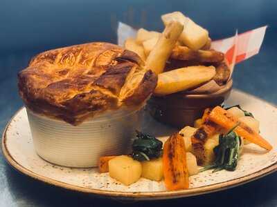 Scran At The Courtyard