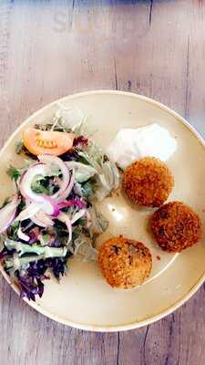 Scran At The Courtyard