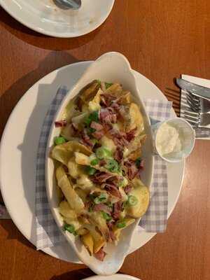 Herne Bay Table Table