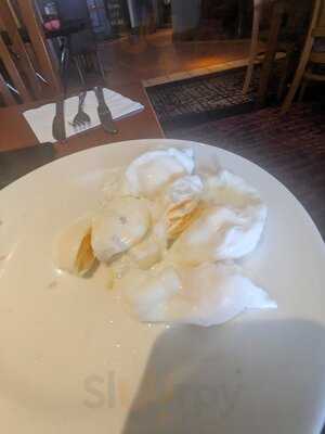 Herne Bay Table Table