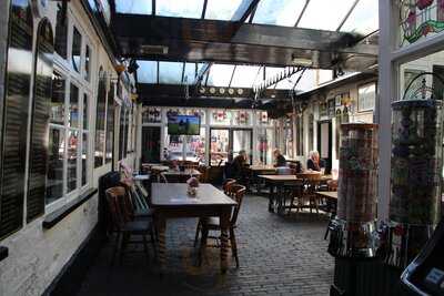 The King's Head - Photo 8