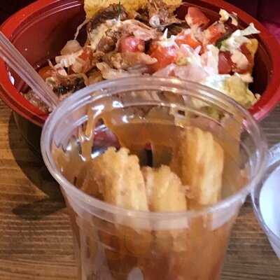 Ozzi's Burrito Shack