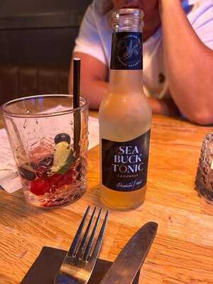 Firehouse Bar And Grill