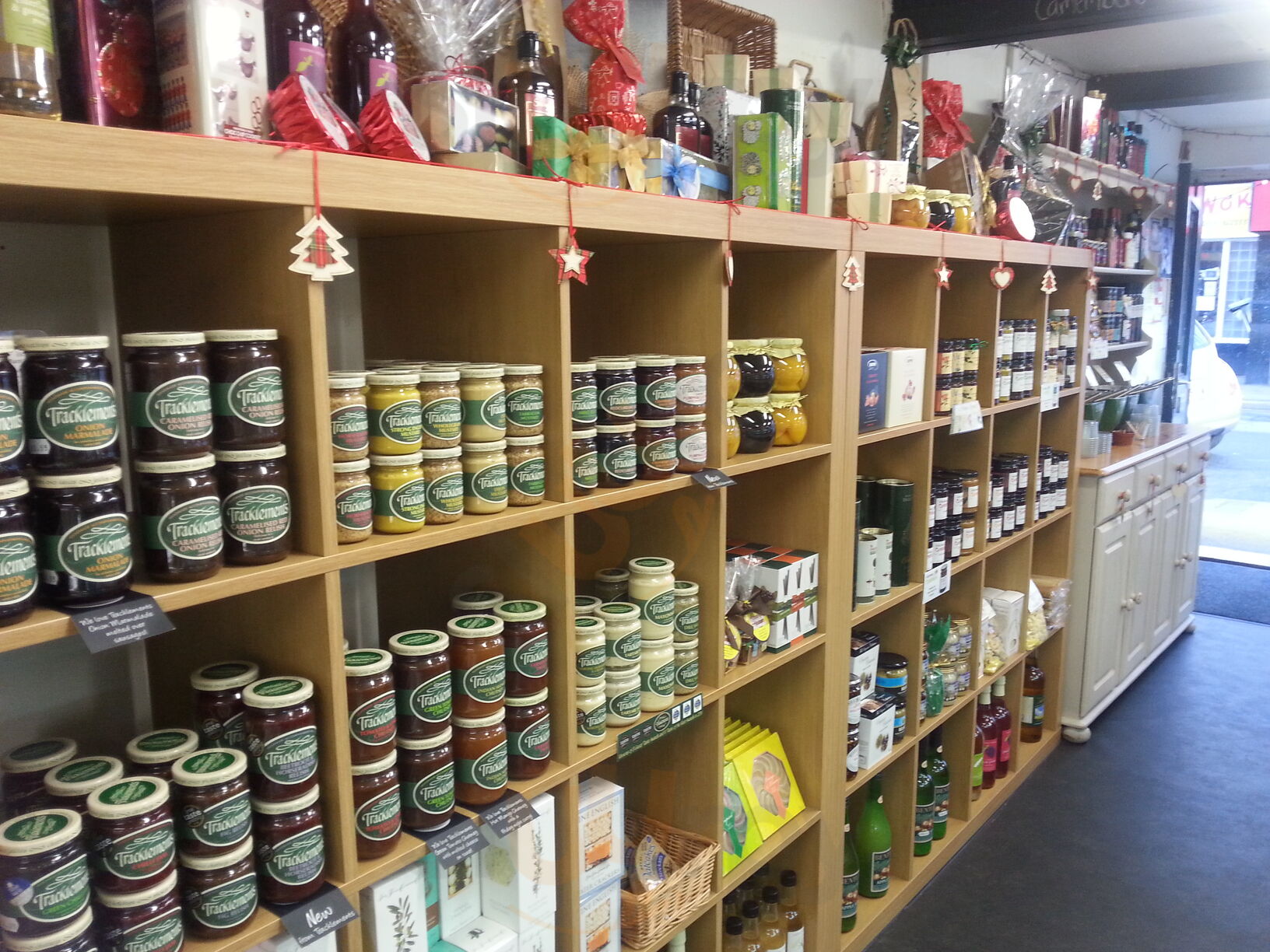 All Seasons Delicatessen And Cafe