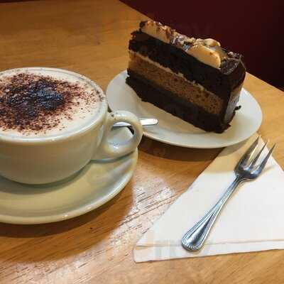 Stage Door Bar And Cafe