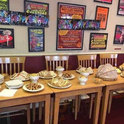 Stage Door Bar And Cafe