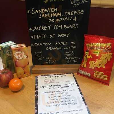 Stage Door Bar And Cafe