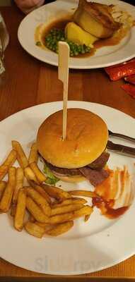 Solway Gate Table Table