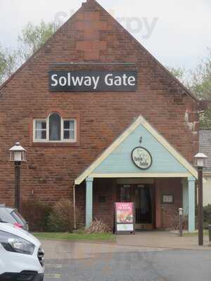 Solway Gate Table Table