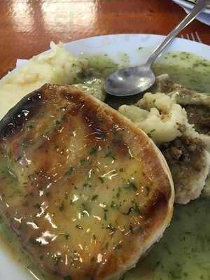 Frasiers Pie & Mash