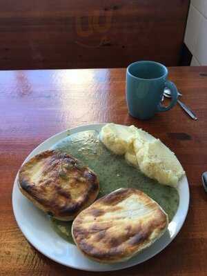 Frasiers Pie & Mash